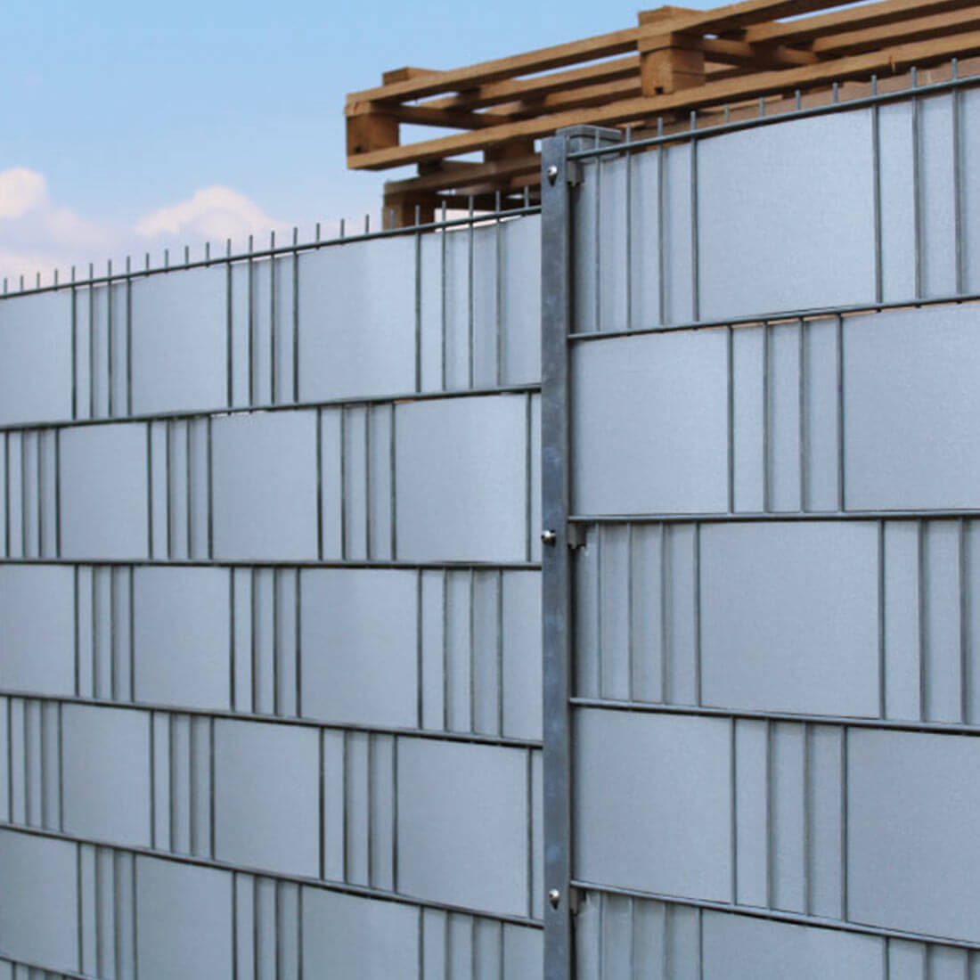 Doppelstabgittermatte 8/6/8 Stabmattenzaum mit Flacheisenleiste und Sichtschutzstreifen